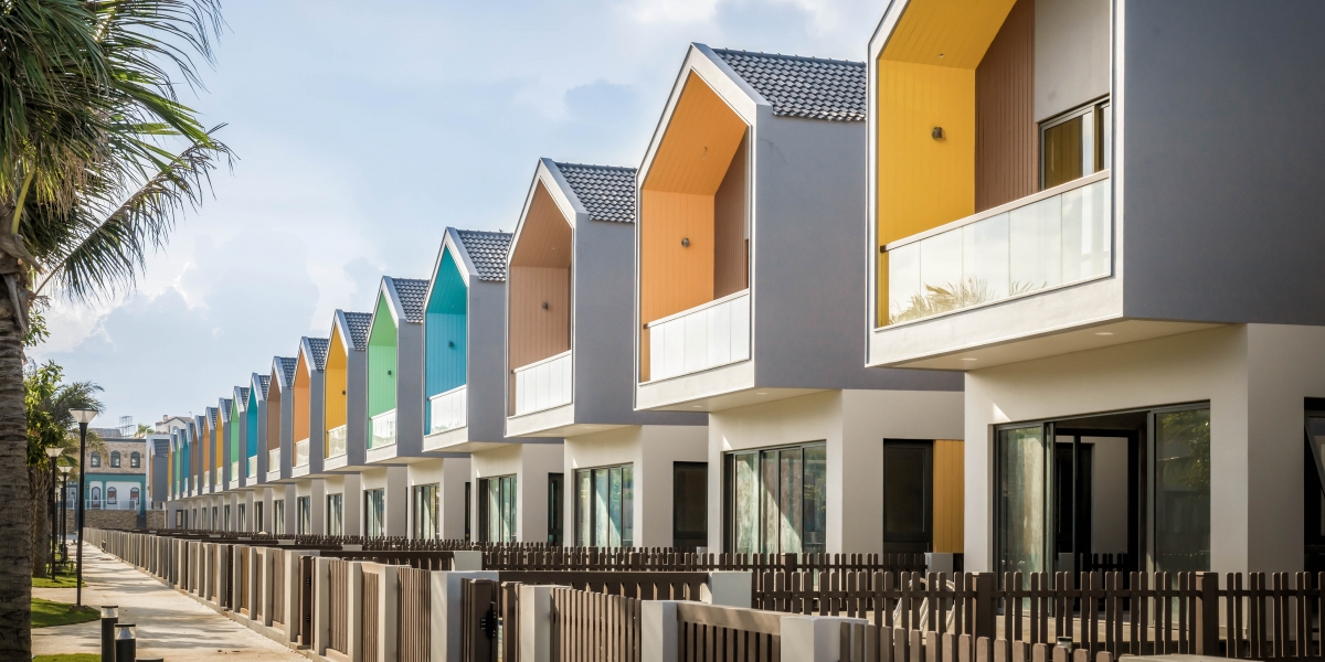 NOVAWORLD VILLAS - SHOPHOUSES